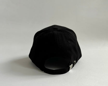 CASQUETTE NOIRE KHLOTHES